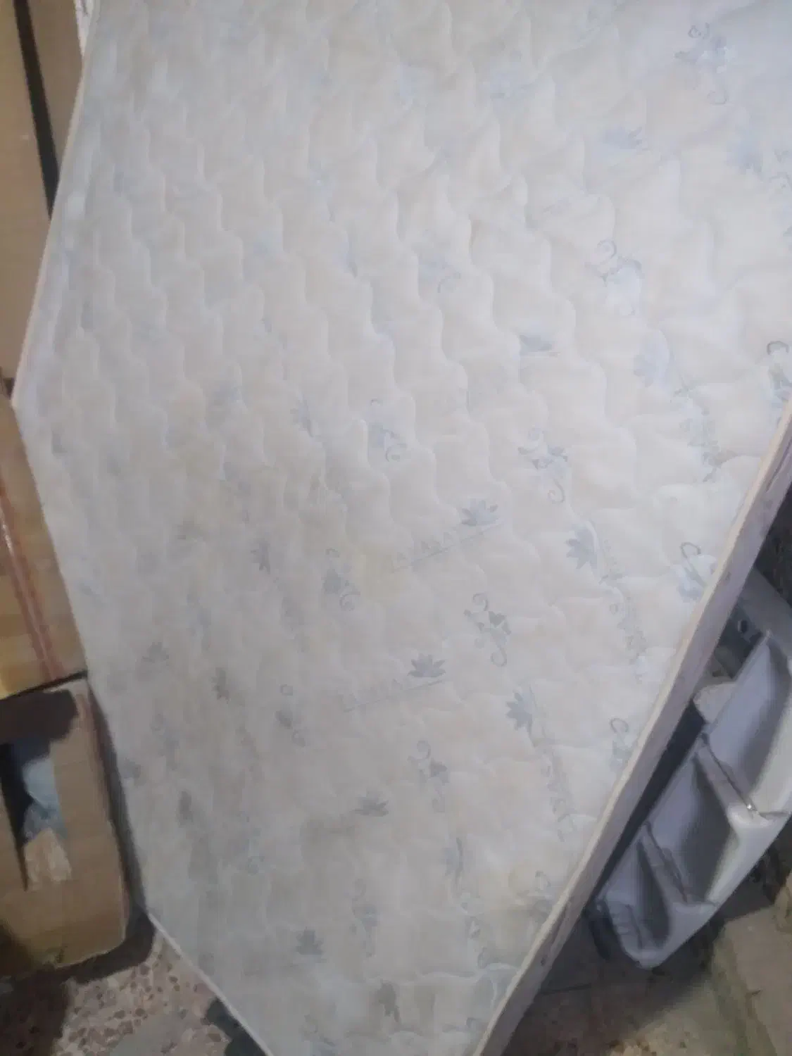 یک عدد خوش خواب دونفره و  گاوصندوق دوطبقه تمیز|تشک تختخواب|سبزوار, شهدا|دیوار