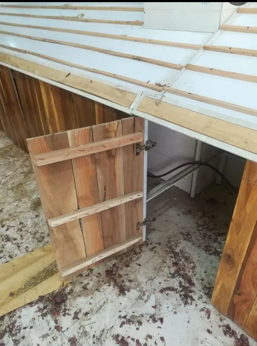 میز و آینه|آینه|مراغه, |دیوار