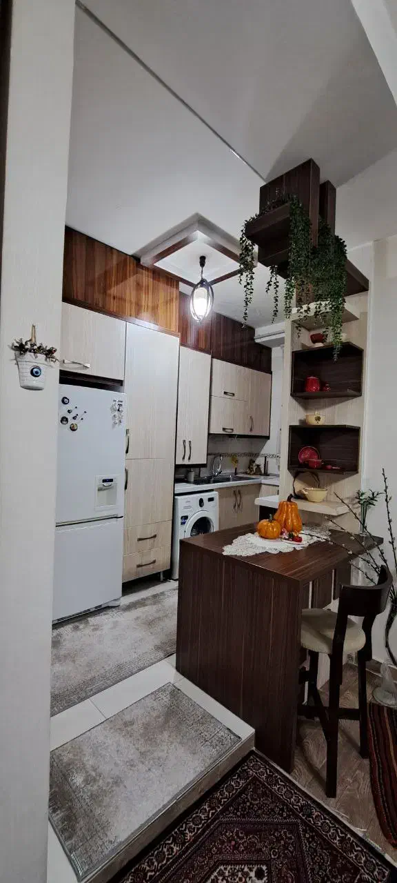 واحد ۹۰ متری خیابان شهدا (حکیمیان)|فروش آپارتمان|زنجان, |دیوار