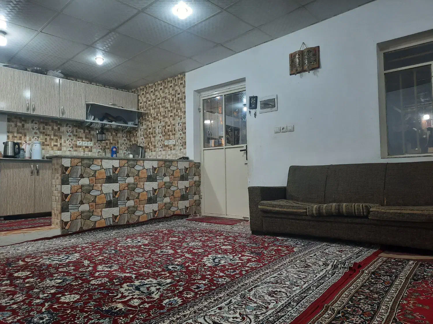 خونه مبله شیک و ماشین رو|اجارهٔ کوتاهمدت آپارتمان و سوئیت|برازجان, |دیوار