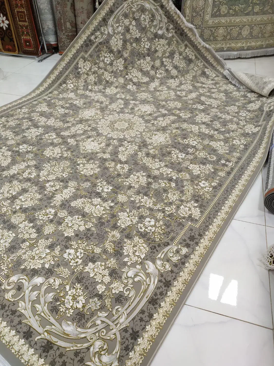 فروشگاه فرش نگین مشهد در کرمانشاه زیر قیمت بازار|فرش|جوانرود, |دیوار