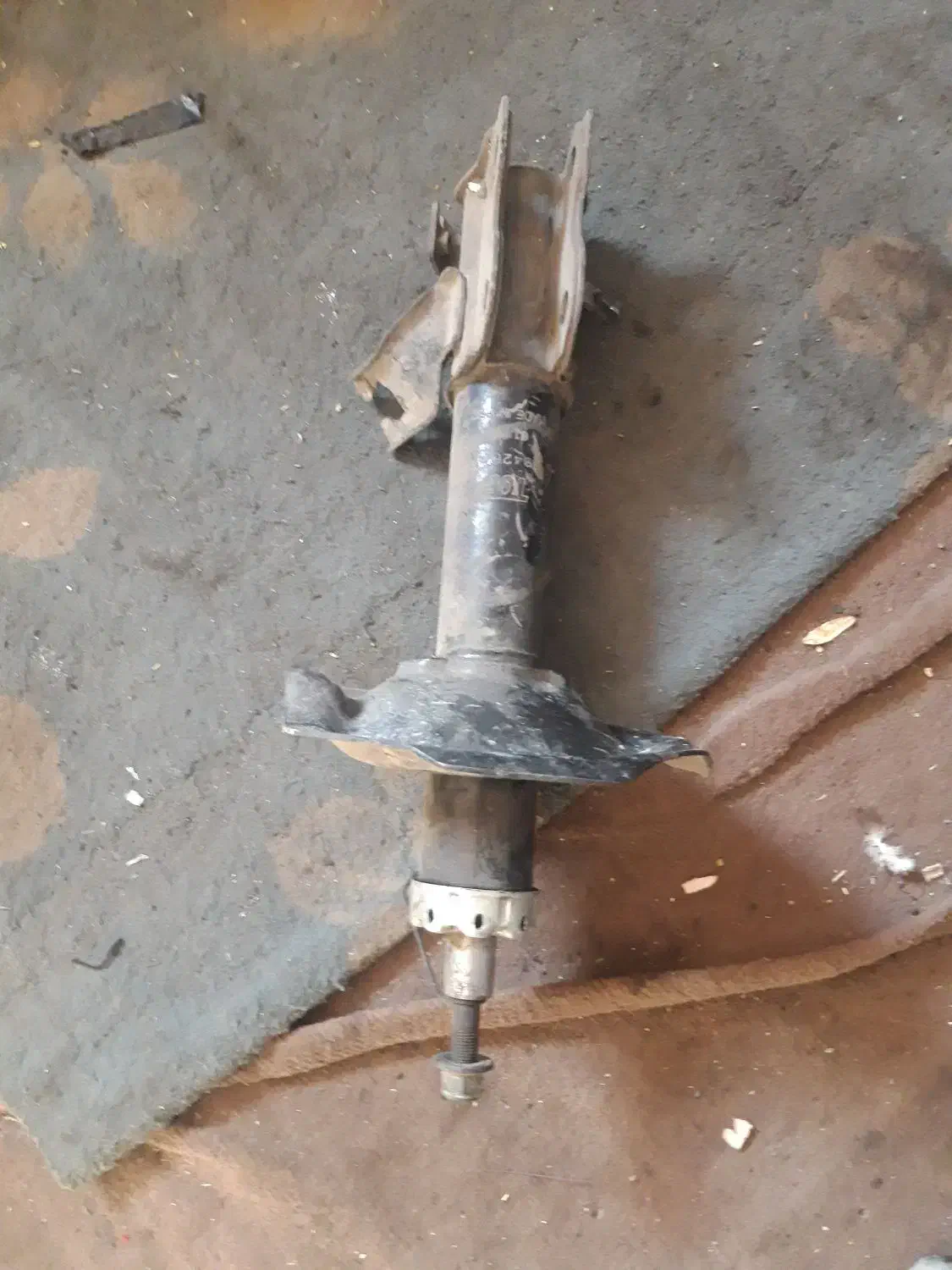 کمک و طبق ماکسیما|قطعات یدکی و لوازم جانبی|بوئین زهرا, |دیوار