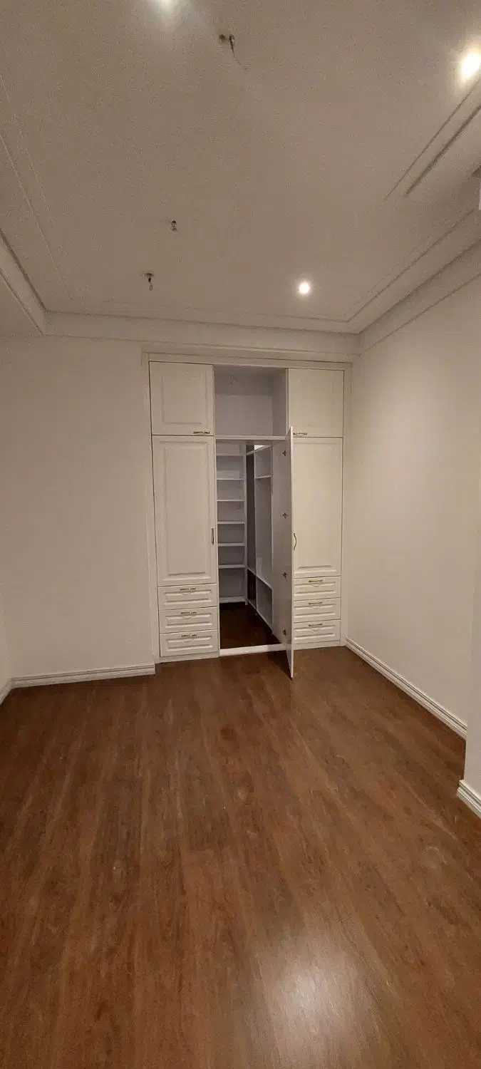 متراژ های مختلف/برج‌های مجلل/امکانات هتلینگ منطقه