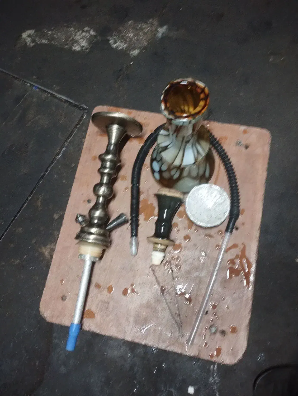 قیلون|کلکسیون و سرگرمی|اقبالیه, |دیوار