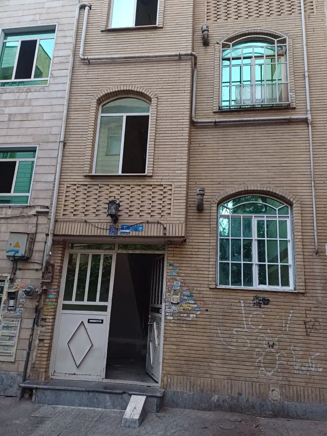 ۱۶۰ متر خواب حیاط ویلایی/مرتضوی /مترو کمیل|اجارهٔ خانه و ویلا|تهران, جیحون|دیوار