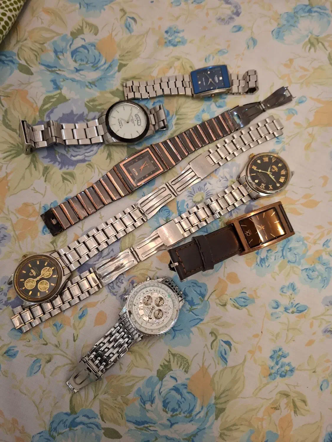 ۷عدد ساعت مچی مردانه همه باهم فروخته میشود|ساعت|تهران, دهقان|دیوار