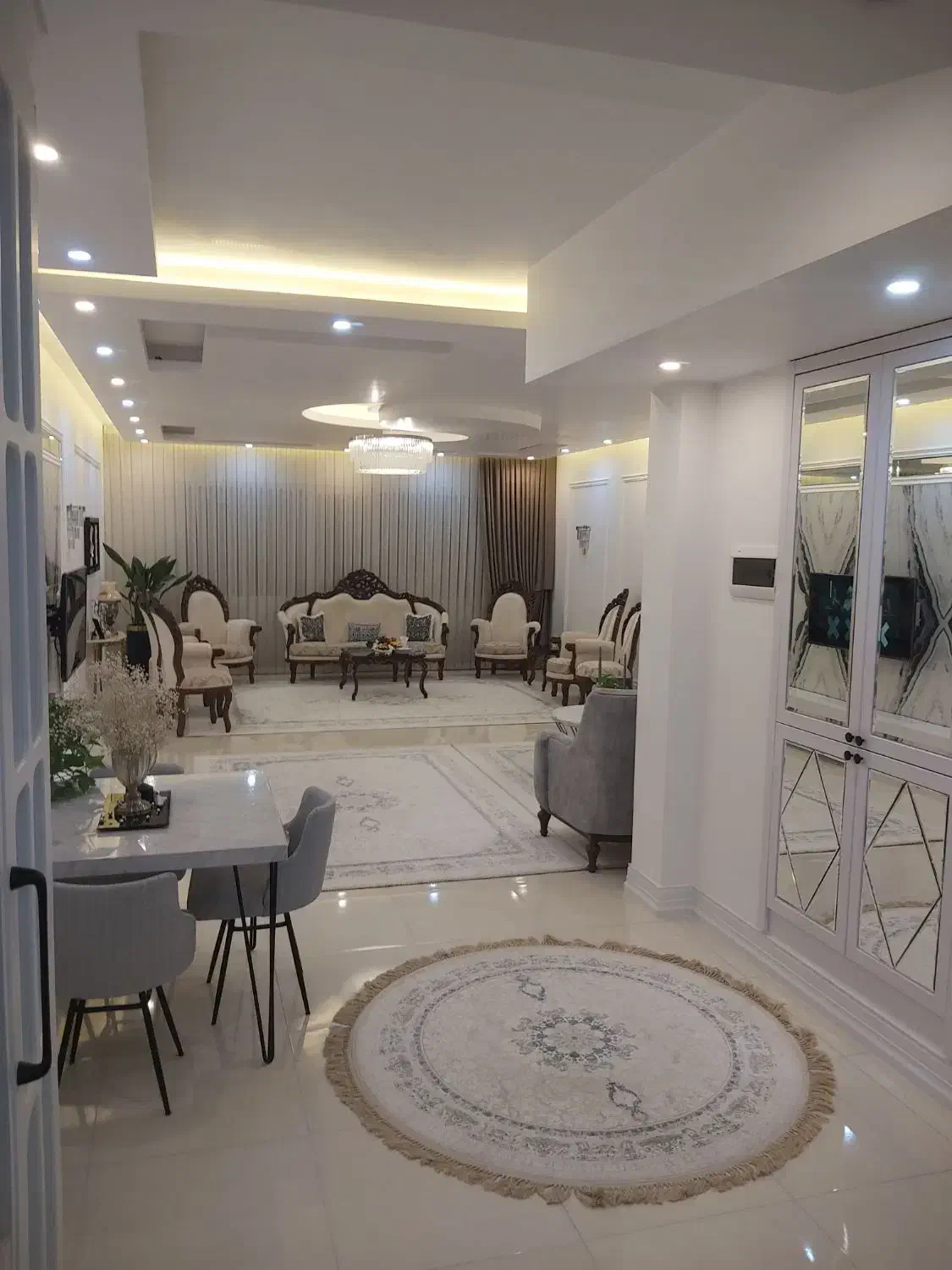 تک واحدی شش دانگ معاوضه با ویلایی قدس|فروش آپارتمان|قم, شهرک قدس|دیوار