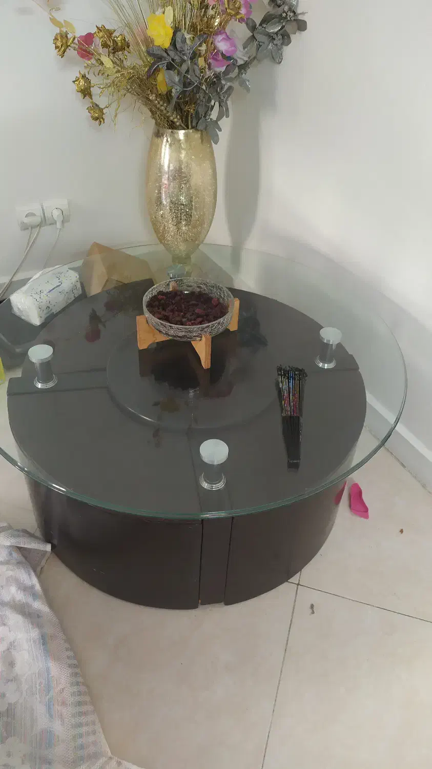 تعدادی وسایل منزل|مبلمان خانگی و میز عسلی|کرج, شهرک بهارستان|دیوار