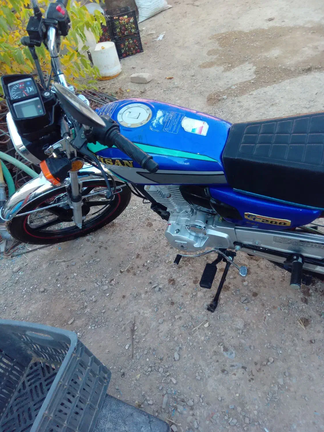 موتور ۲۰۰ احسان مدل ۴۰۳ کم کار|موتورسیکلت|اقلید, |دیوار