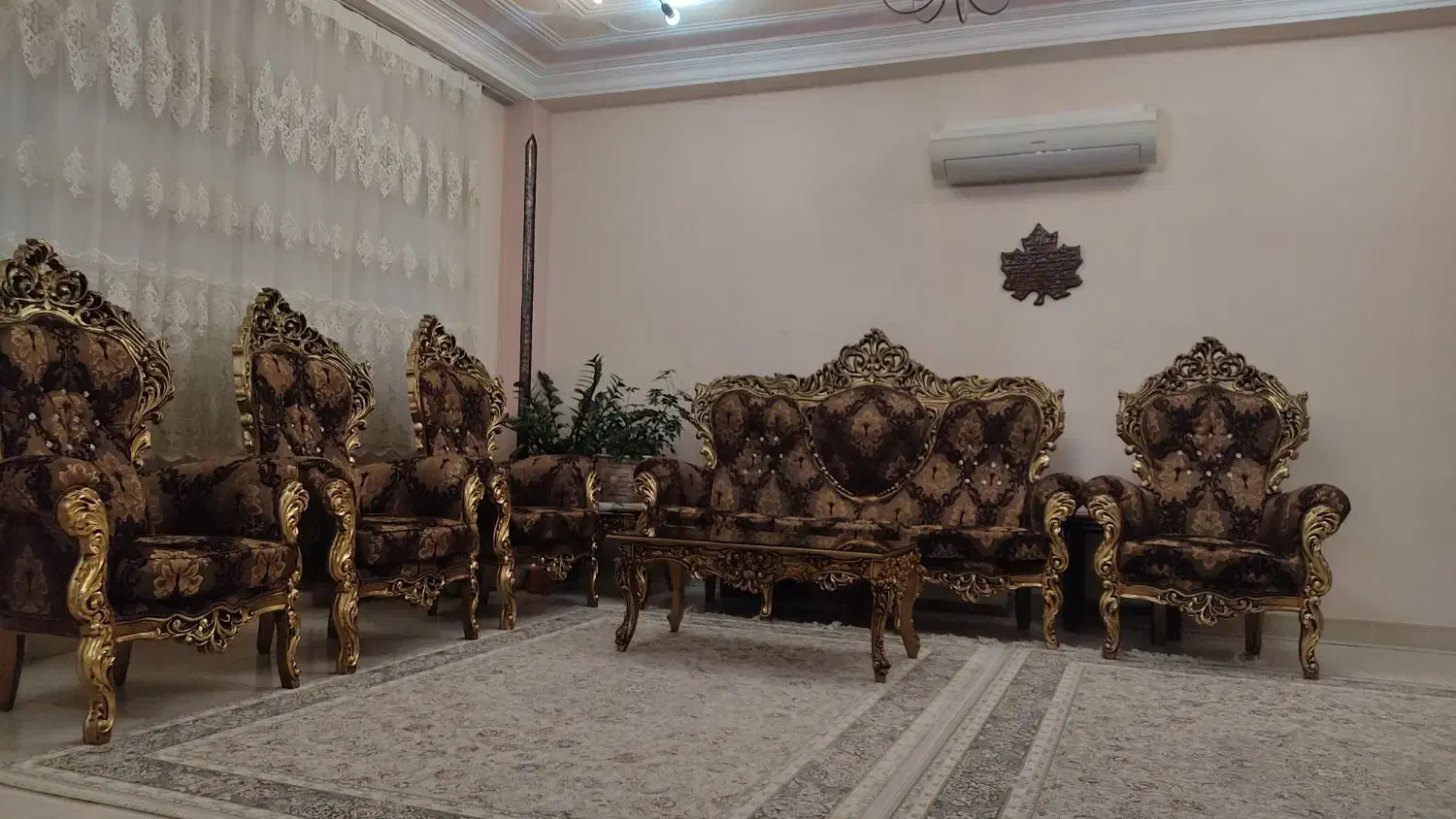 مبل سلطنتی|مبلمان خانگی و میز عسلی|ایلام, |دیوار