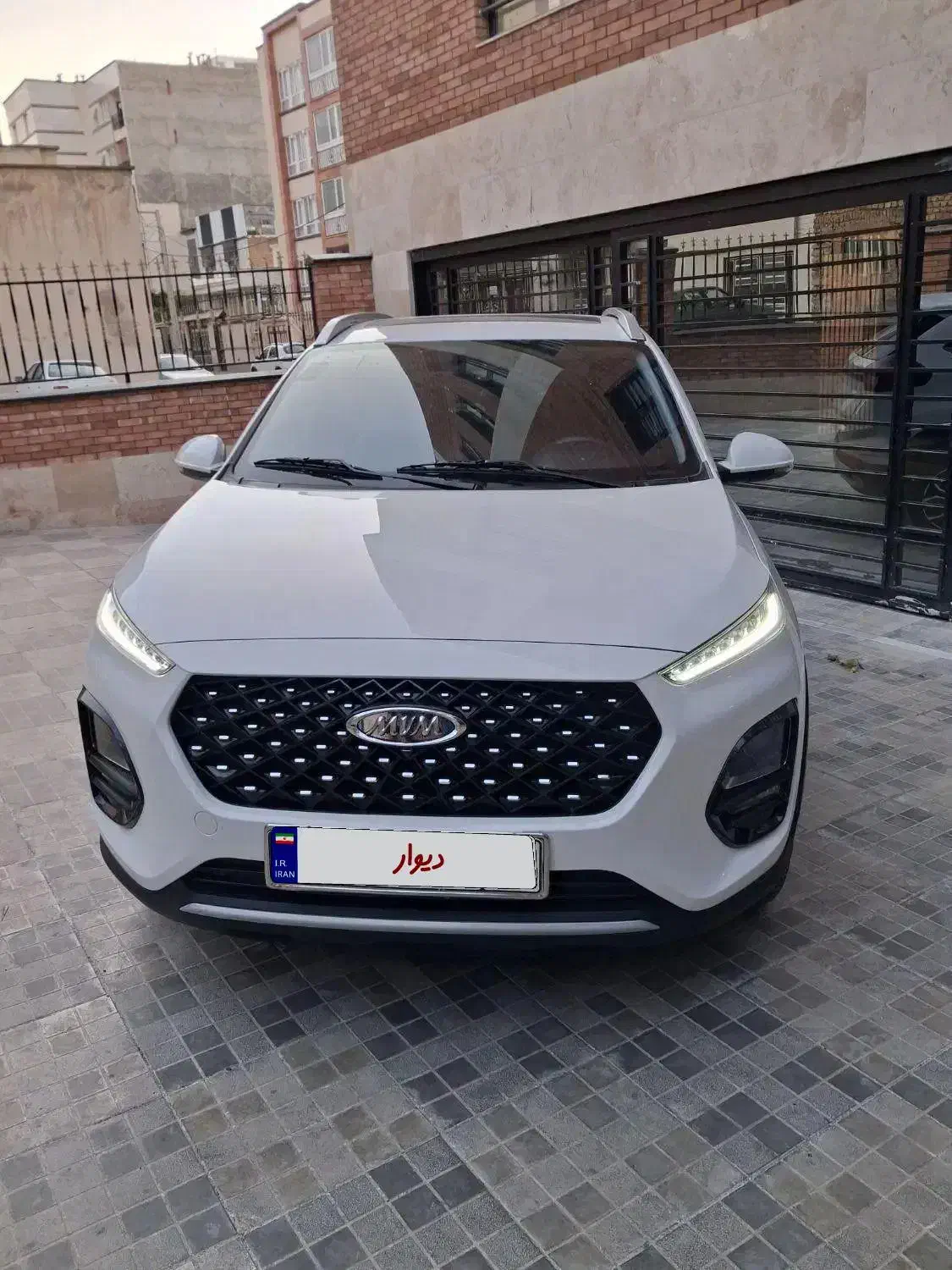 x22 pro|خودرو سواری و وانت|همدان, |دیوار