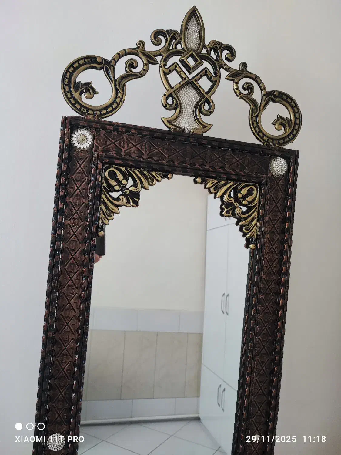 آینه قدی|آینه|رباطکریم, رباطکریم|دیوار