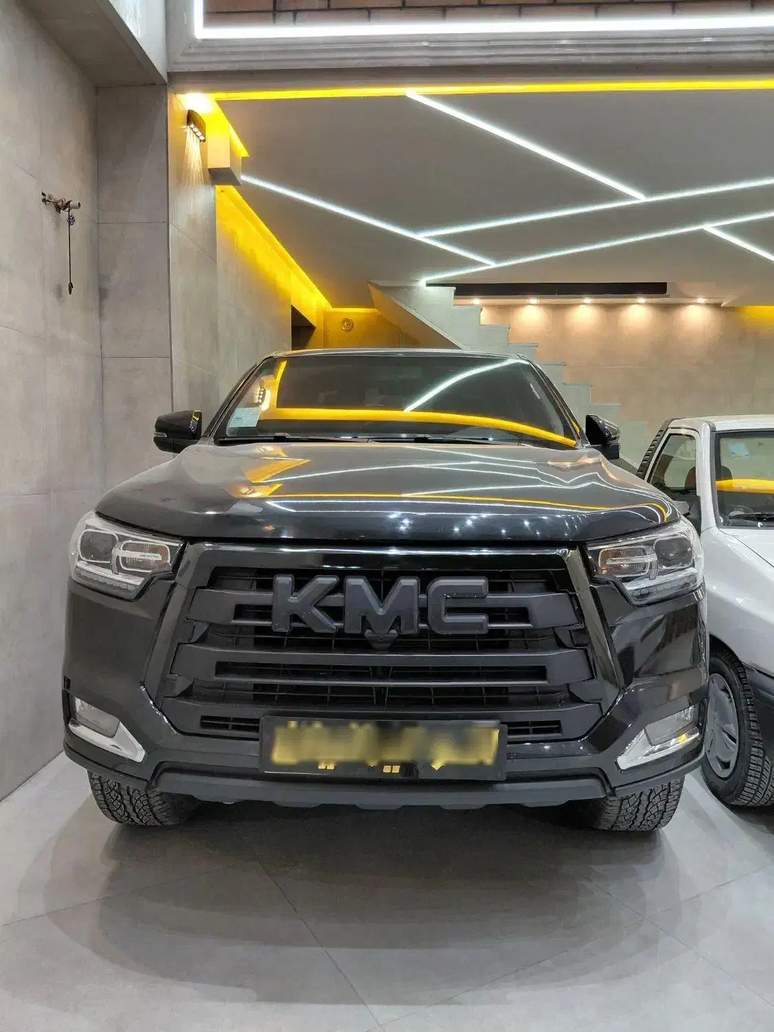 kmc t8|خودرو سواری و وانت|شیراز, آبیاری|دیوار