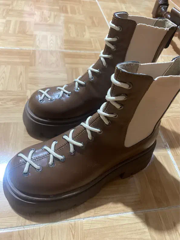 نیم بوت نو|کیف، کفش، کمربند|چالوس, |دیوار