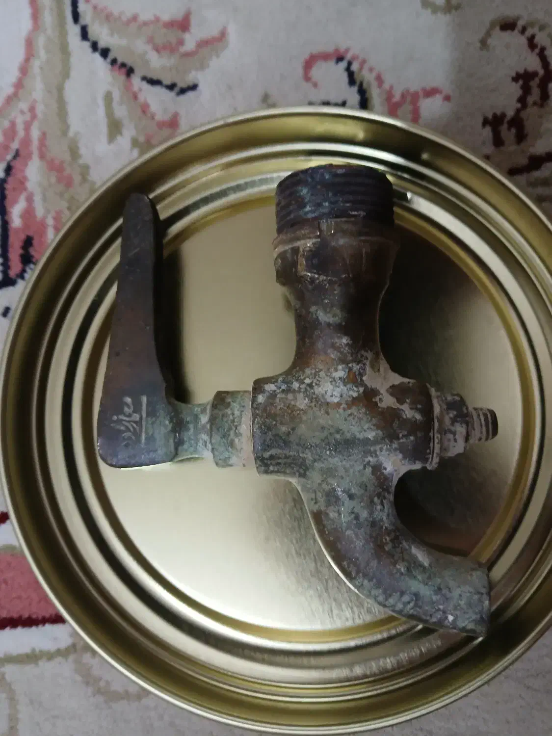 دوعدد شیر برنجی قدیمی مهردار|کلکسیون اشیاء عتیقه|رودهن, |دیوار