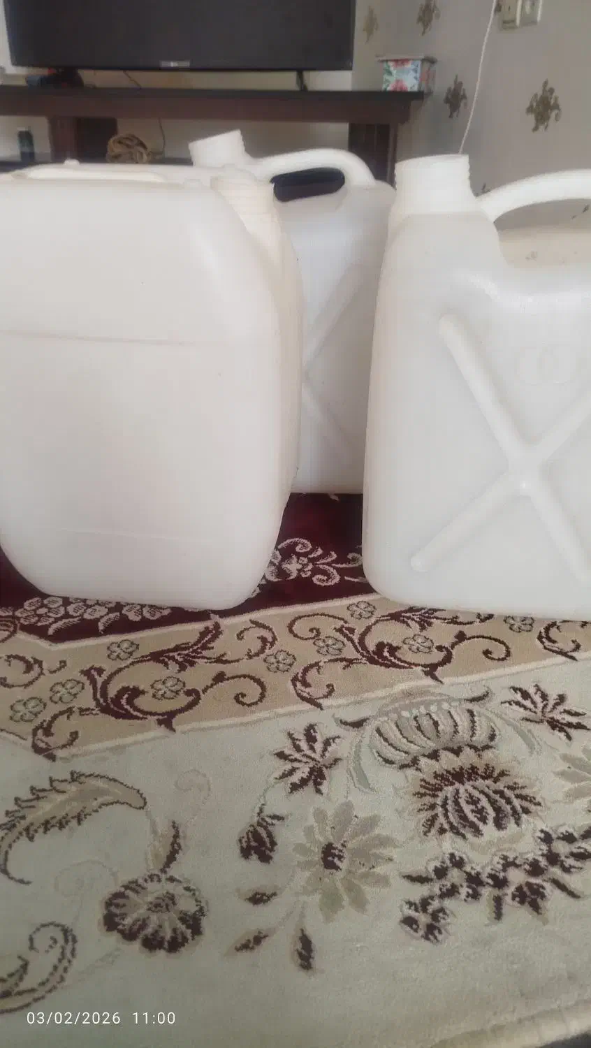 ۲۰عدد بشکه ۲۰لیتری|ظروف نگهدارنده، پلاستیکی، یک‌بارمصرف|دهدشت, |دیوار