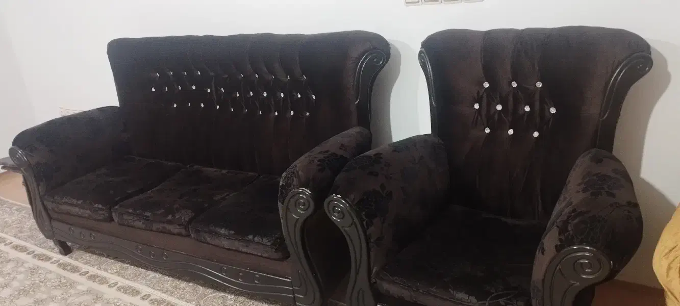 مبل۷ نفره و میز عسلی|مبلمان خانگی و میز عسلی|سنندج, |دیوار