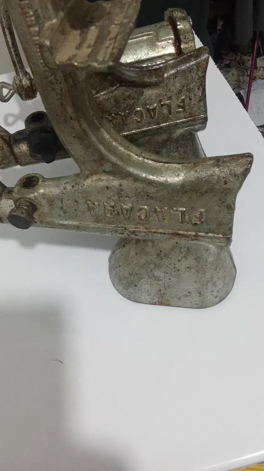 3عددابمیوهگیروچرخ گوشت قدیمی|آبمیوهگیر و آبمرکباتگیر|اردبیل, |دیوار