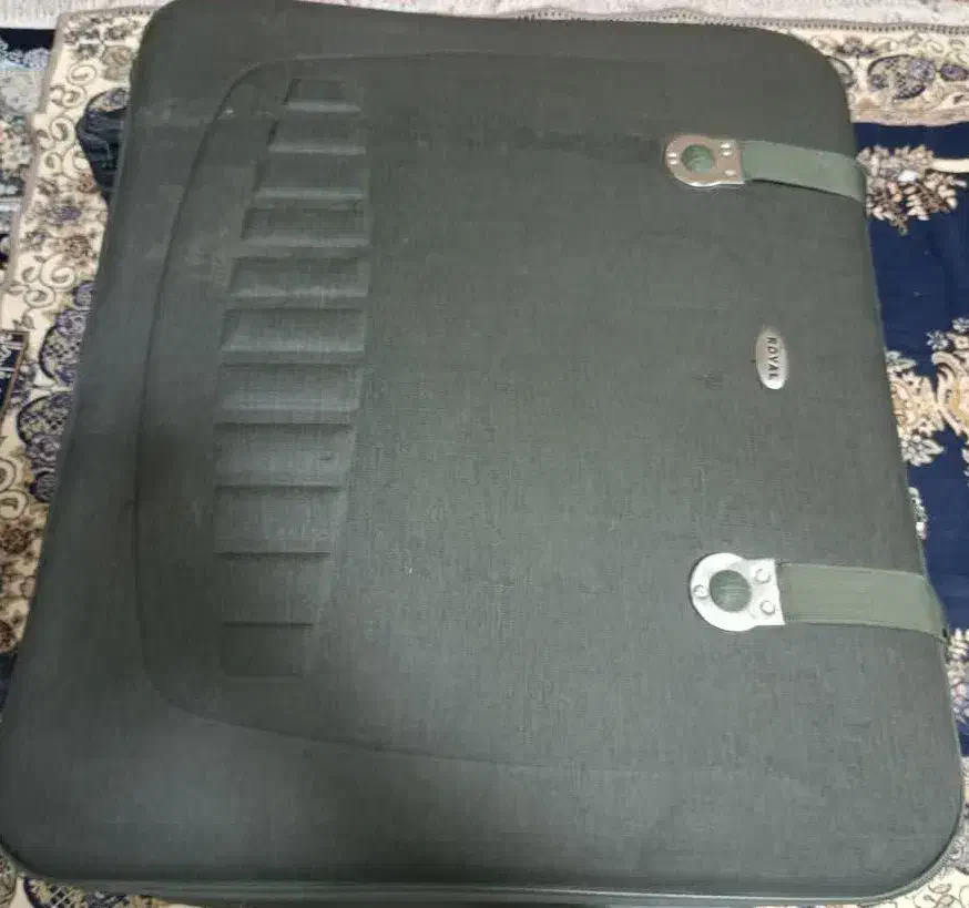 چمدان بزرگ مسافرتی برزنتی|کیف، کفش، کمربند|قم, مجیدیه|دیوار