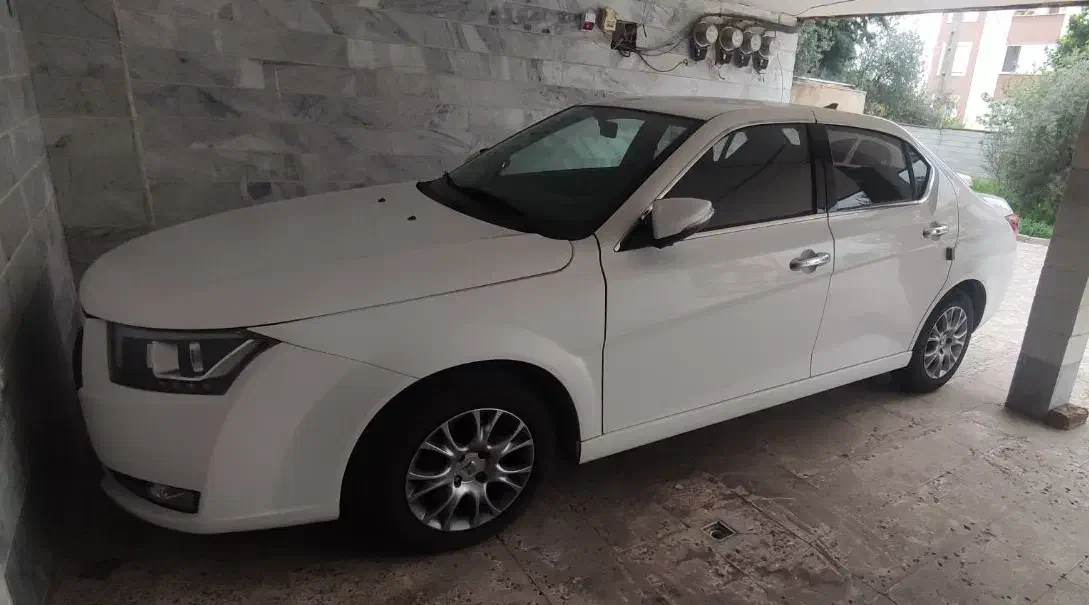 دنا پلاس بورسی 5 دنده|خودرو سواری و وانت|قزوین, |دیوار