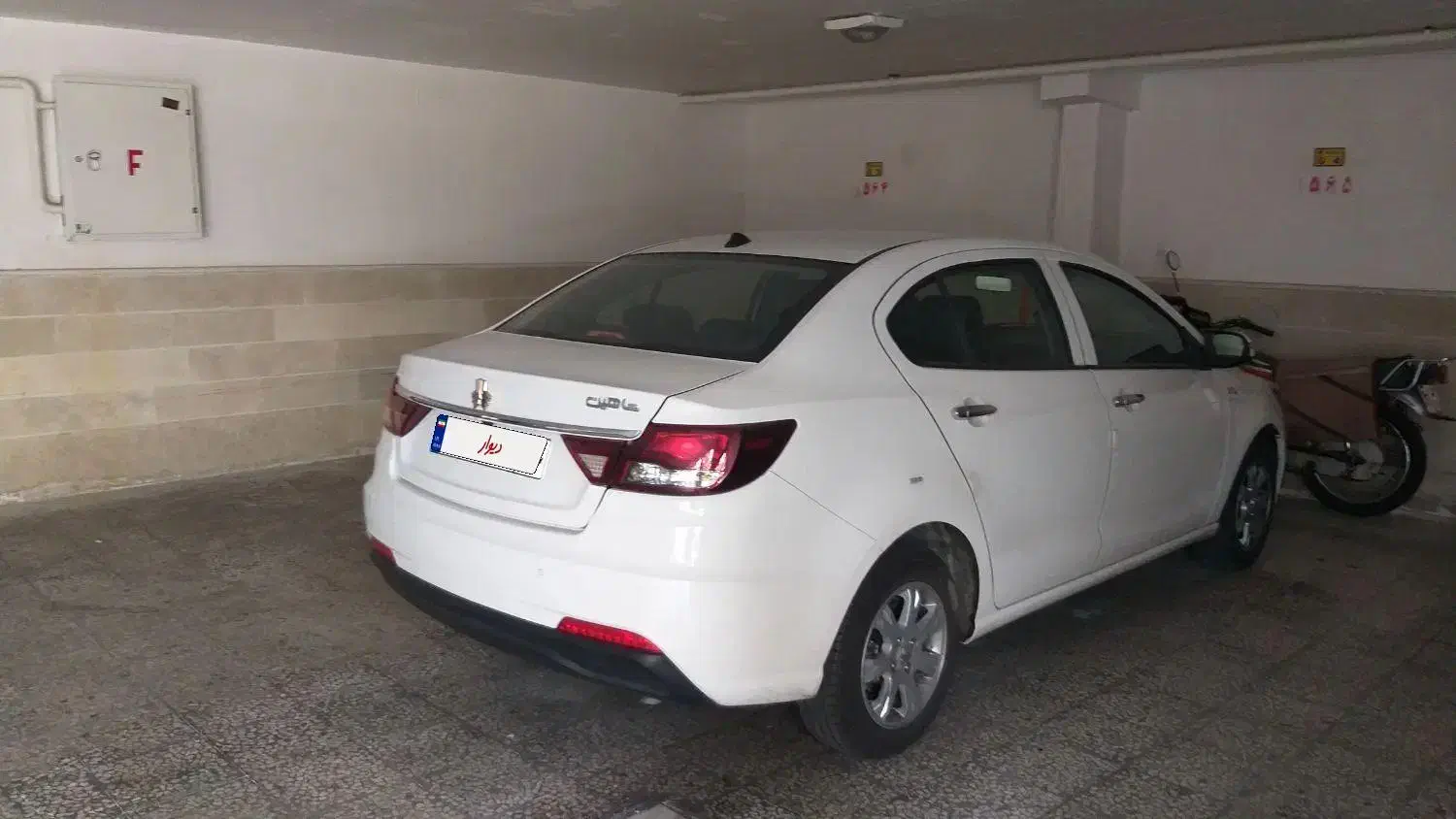 شاهین اتومات ۴۰۴ با سانروف|خودرو سواری و وانت|قم, شهرک قدس|دیوار