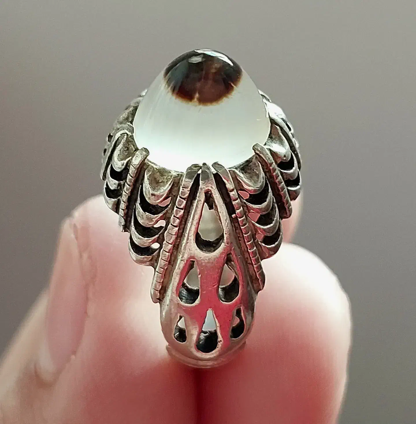 انگشتر عقیق باباقوری کلاهدار خاص و زیبا|جواهرات|لاهیجان, کوی آزادگان|دیوار