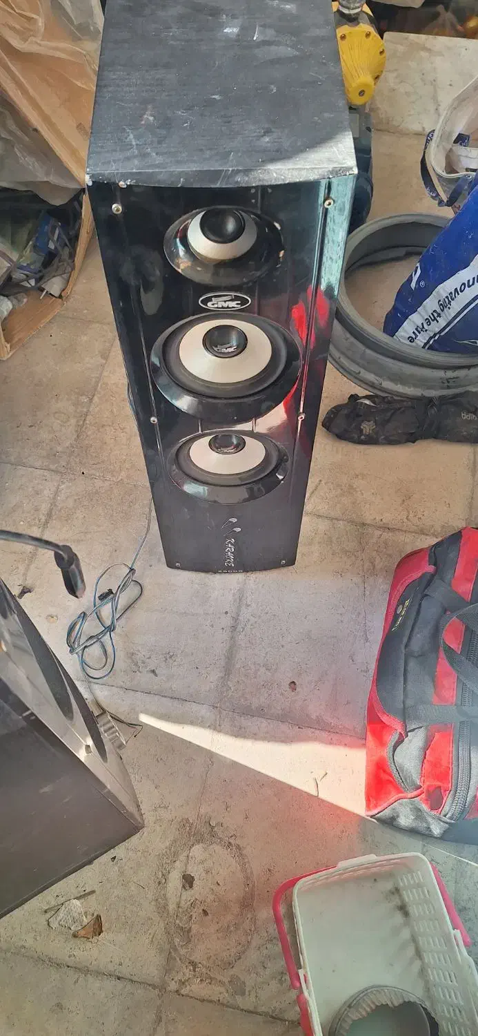 اسپیکر  وباکس تمیز|سیستم صوتی خانگی|شیراز, کوشک میدان|دیوار