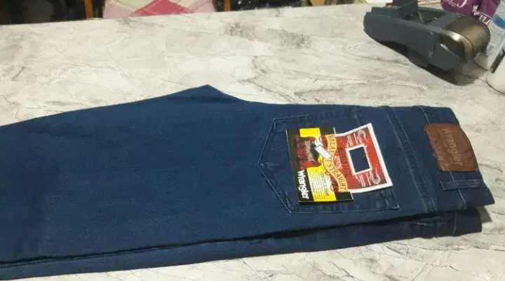 شلوار لی|لباس|شیروان (خراسان), |دیوار