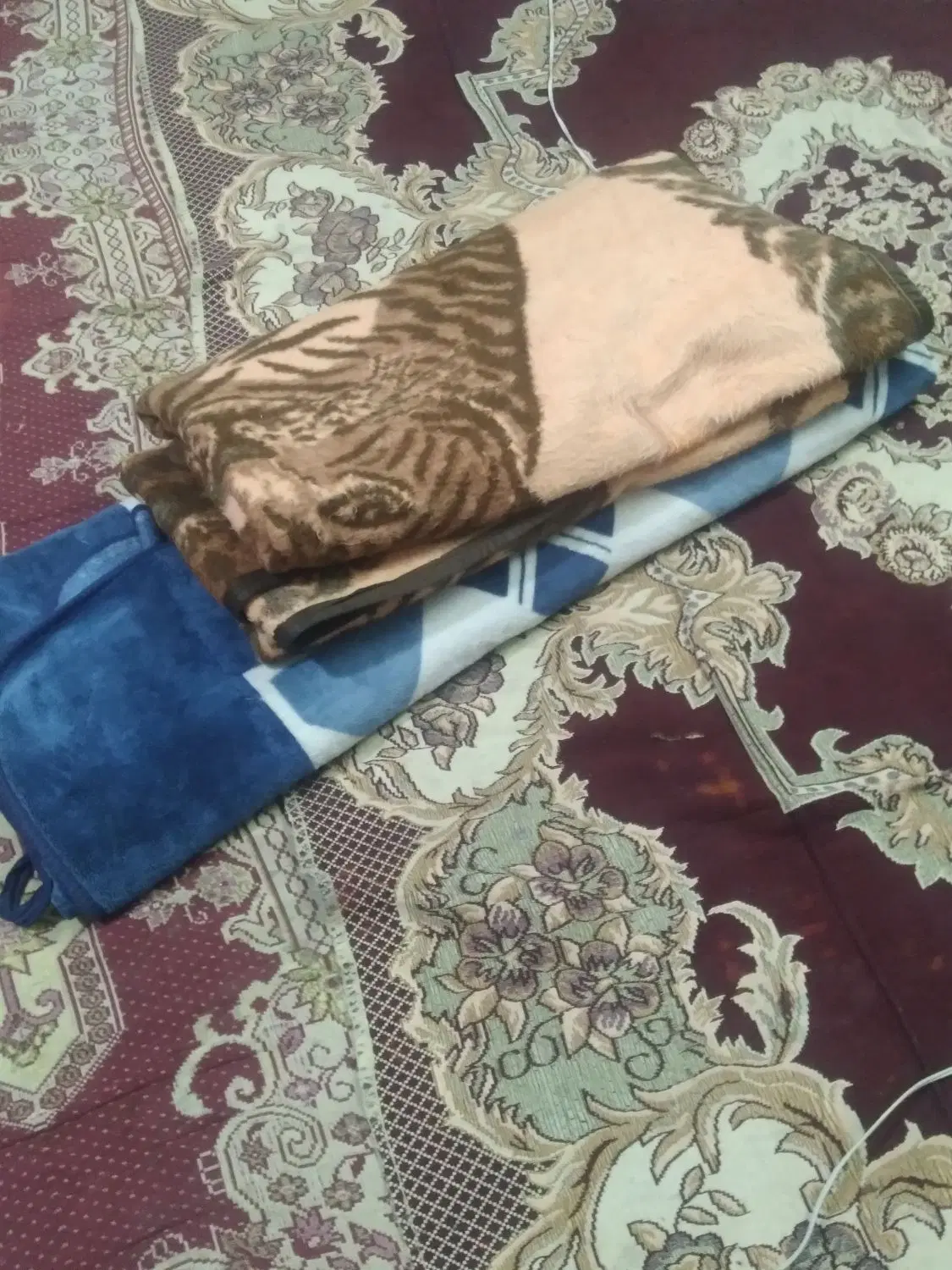 پتو|رختخواب، بالش، پتو|مشهد, دوست آباد|دیوار