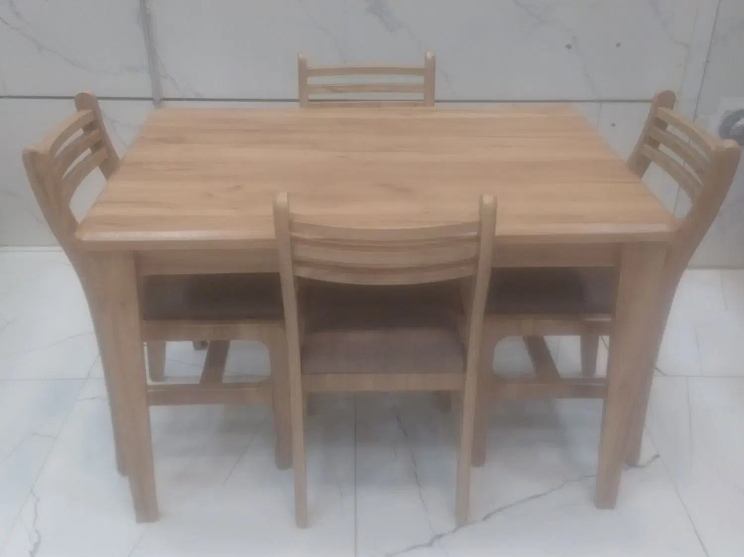 مدل لوکا|میز و صندلی غذاخوری|شیروان (خراسان), |دیوار