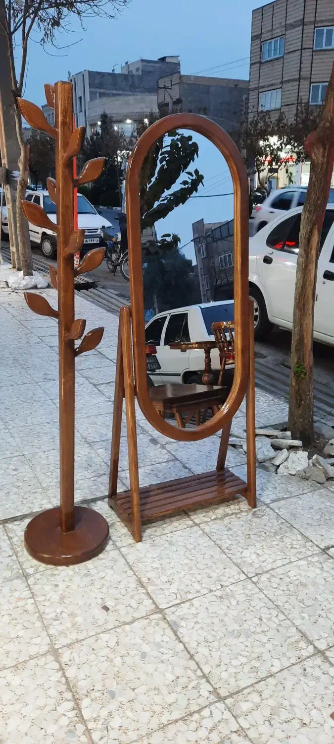 آینه قدی (آینه ایستاده) چوب لباسی|آینه|قم, شاه ابراهیم|دیوار