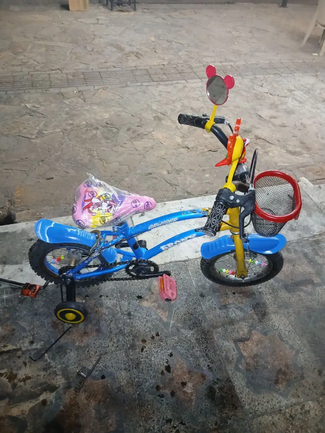 دوچرخه‌بچگانه‌سایز ۱۲|دوچرخه، اسکیت، اسکوتر|آبگرم, |دیوار