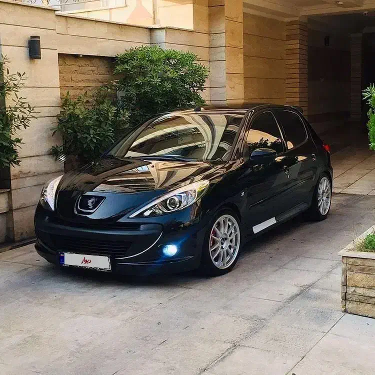 مشکی لوازم دار 207i|خودرو سواری و وانت|قم, سالاریه|دیوار