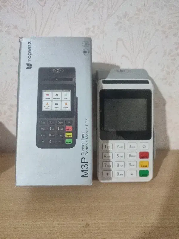 کارتخوان سیار لمسی در حد نو ، آنتن دهی بسیار خوب|فروشگاه و مغازه|نیشابور, هفده شهریور|دیوار