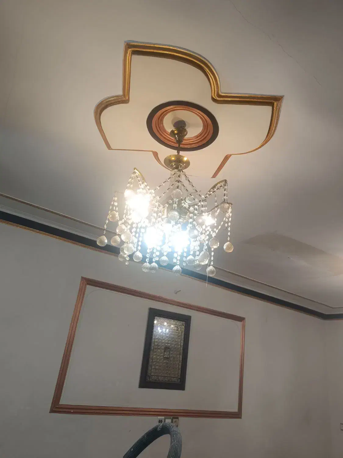 لوستر|لوستر و چراغ آویز|خرم‌آباد, |دیوار