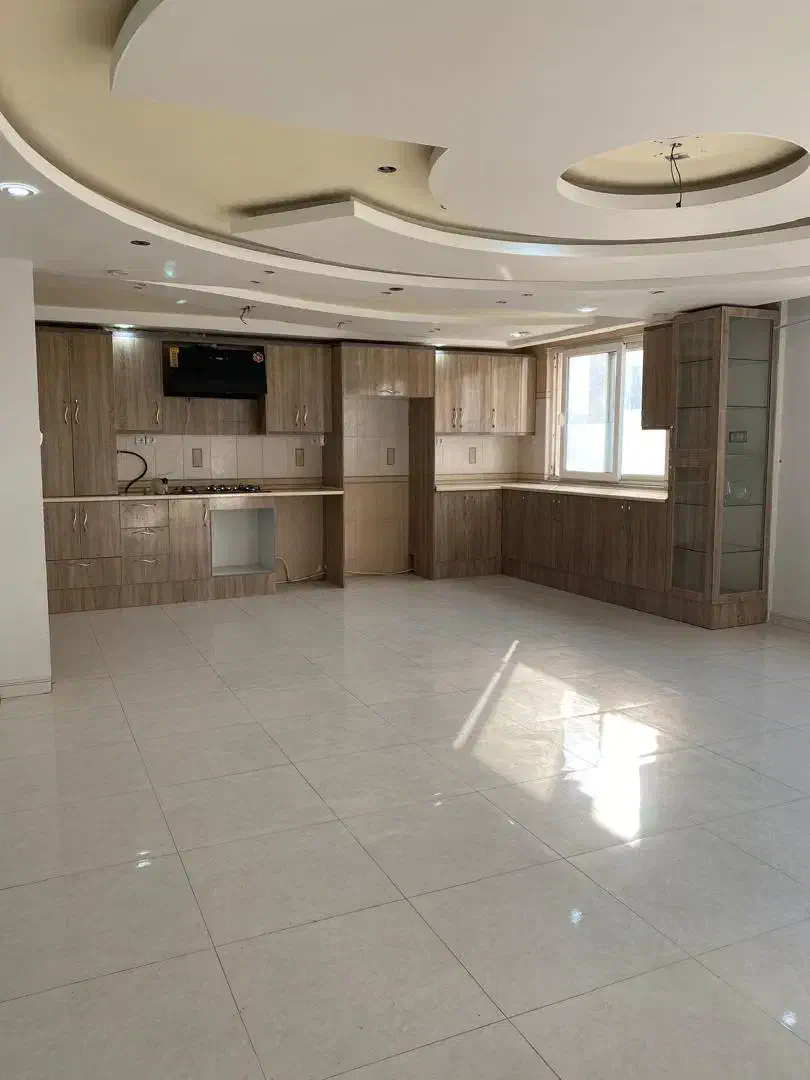 فروش آپارتمان ۱۷۵ متری ۴ خوابه|فروش آپارتمان|ایلام, |دیوار