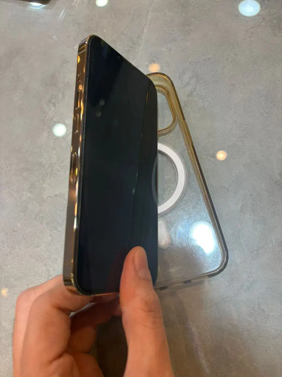 آیفون ۱۳ پرو دو سیم ۲۵۶ گلد زد ای|موبایل|رشت, منظریه|دیوار