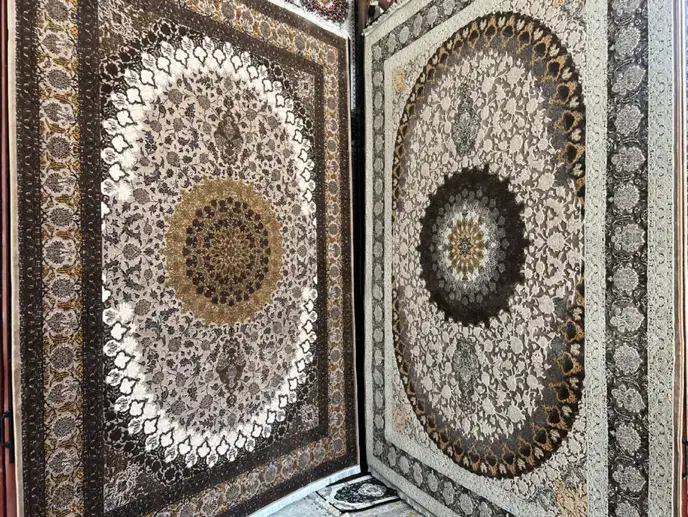 ۹متری ۷۰۰شانه قیمت کلی|فرش|رشت, پیرکلاچای|دیوار