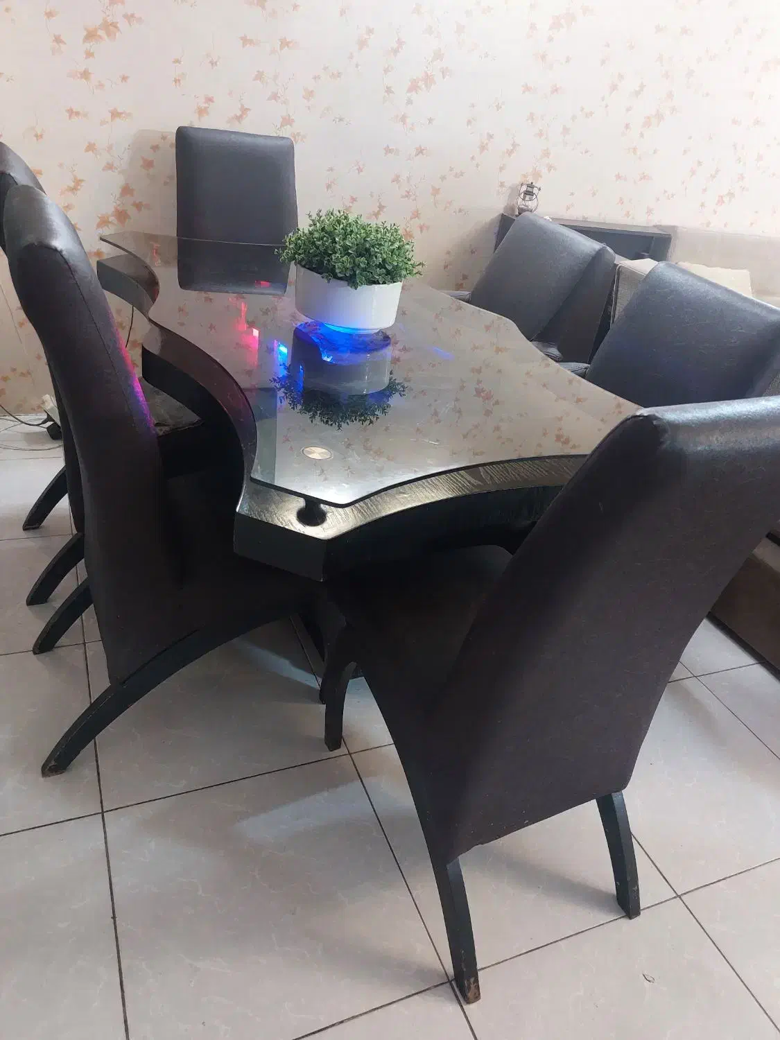 میز و صندلی ناهار خوری شش نفره|میز و صندلی غذاخوری|مشهد, جاهد شهر|دیوار