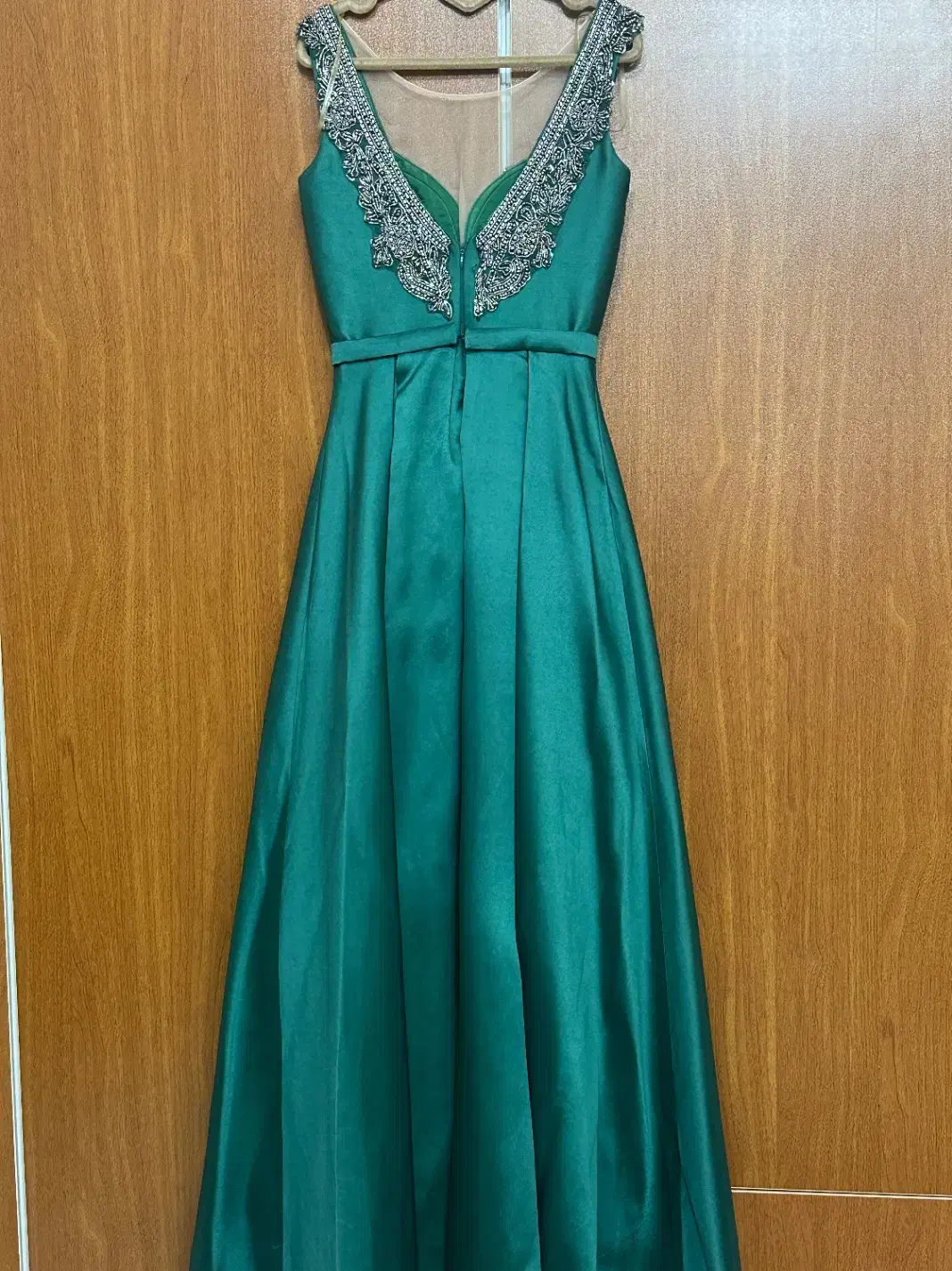 لباس مجلسی بلند|لباس|چهاردانگه (تهران), |دیوار