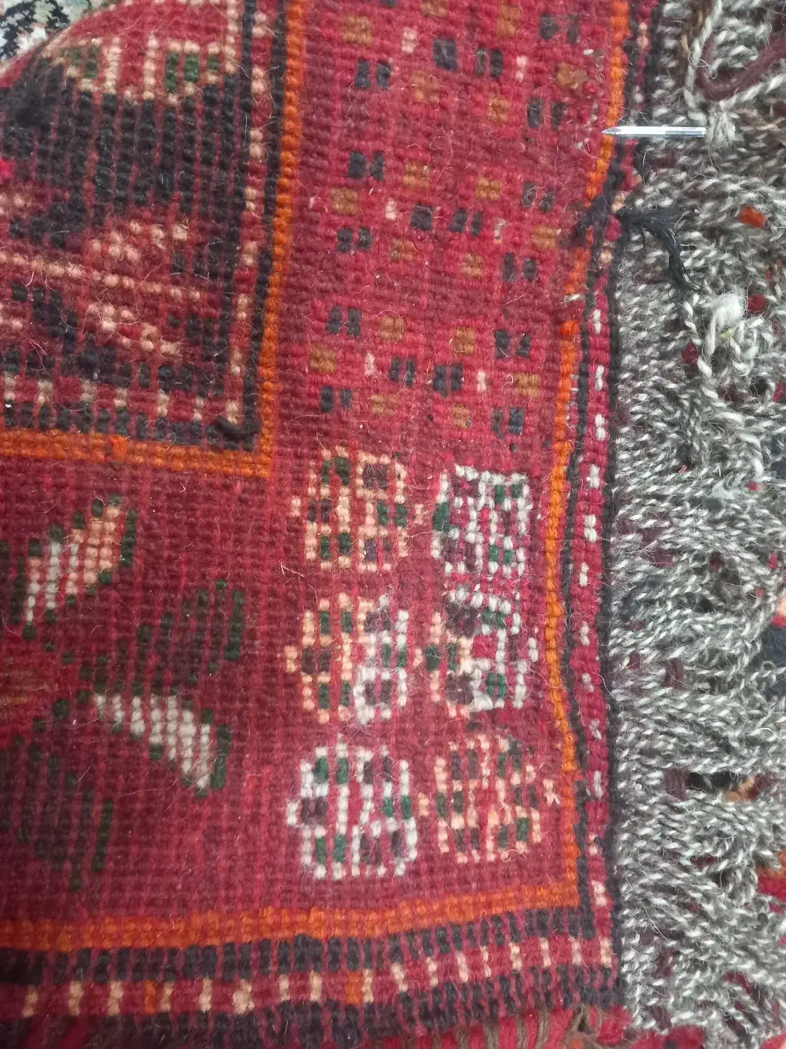 تعمیرات و خرید فرش دست بافت ماشینی|خدمات پیشه و مهارت|شیراز, بازار|دیوار