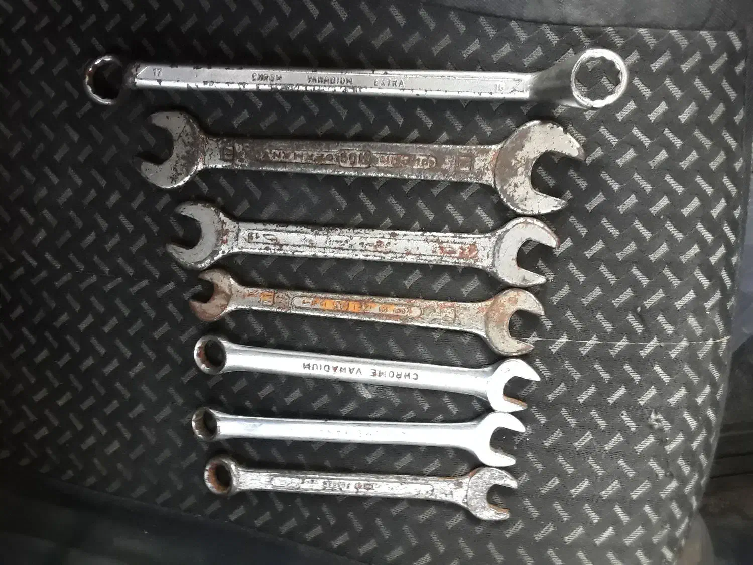 لوازم مکانیکی قدیمی واصل|ابزارآلات|نهاوند, |دیوار