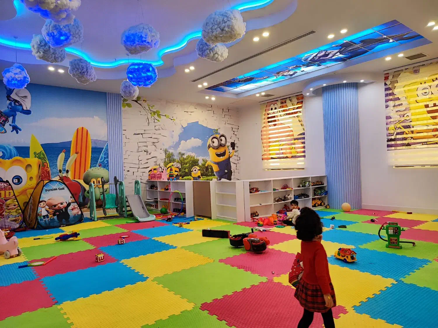 110 متر برج رونیکا قصری رویایی فرای امکانات رفاهی