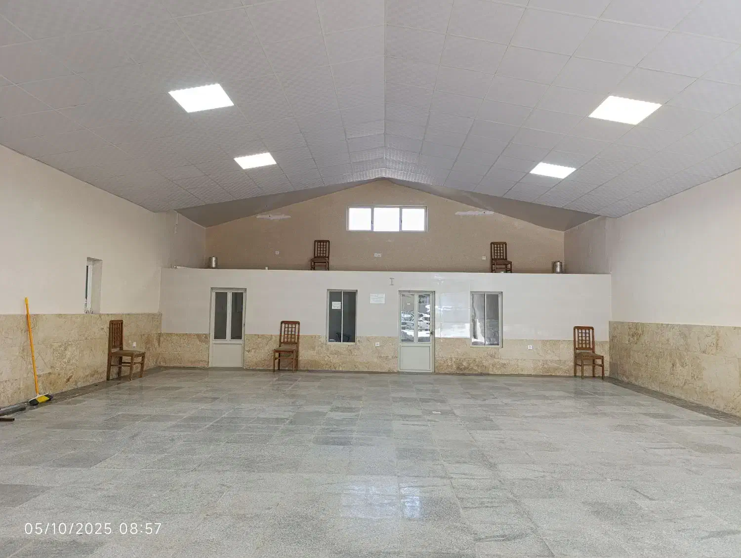 ملک تجاری۲۰۰متری/رهن واجاره/رودهن|اجارهٔ مغازه و غرفه|رودهن, |دیوار