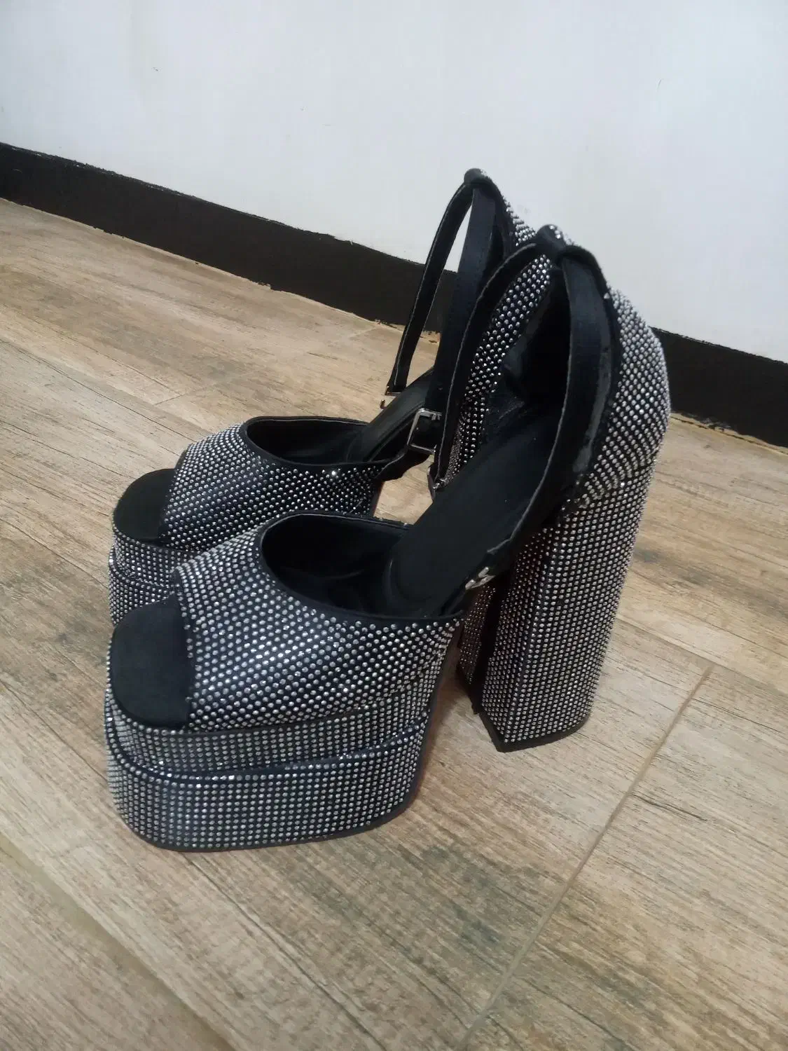 کفش مجلسی زنانه صفر|کیف، کفش، کمربند|پارس‌آباد, |دیوار