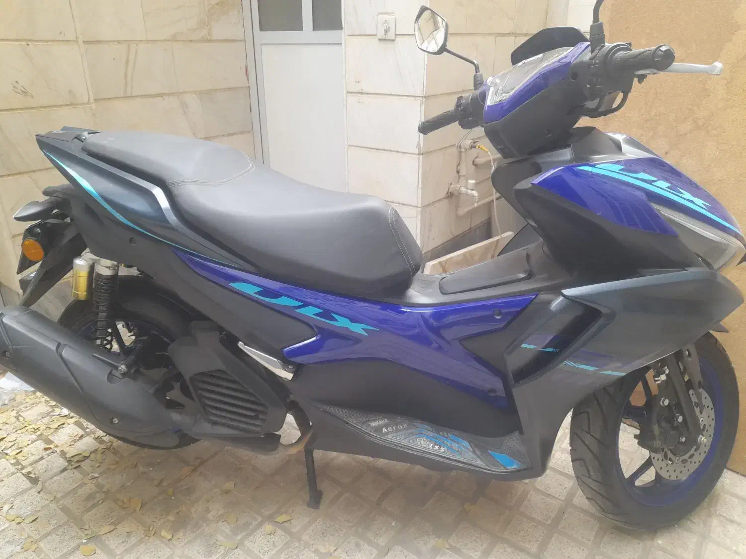 طرح ایروکس مدل۴۰۲ درحدنو کم کار|موتورسیکلت|تهران, نازی‌آباد|دیوار