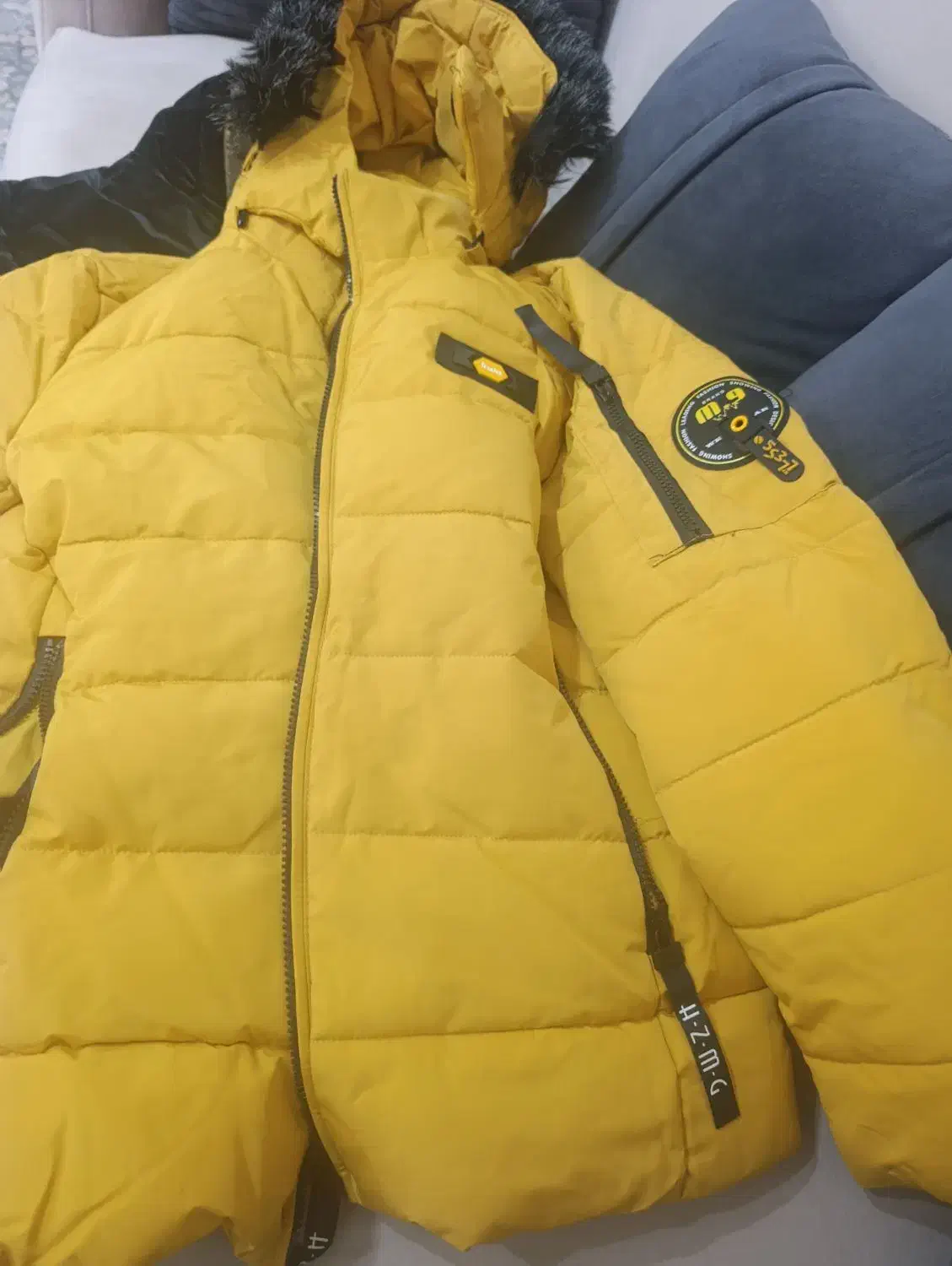 کاپشن فروشی|لباس|فولادشهر, مسکن مهر فولادشهر|دیوار