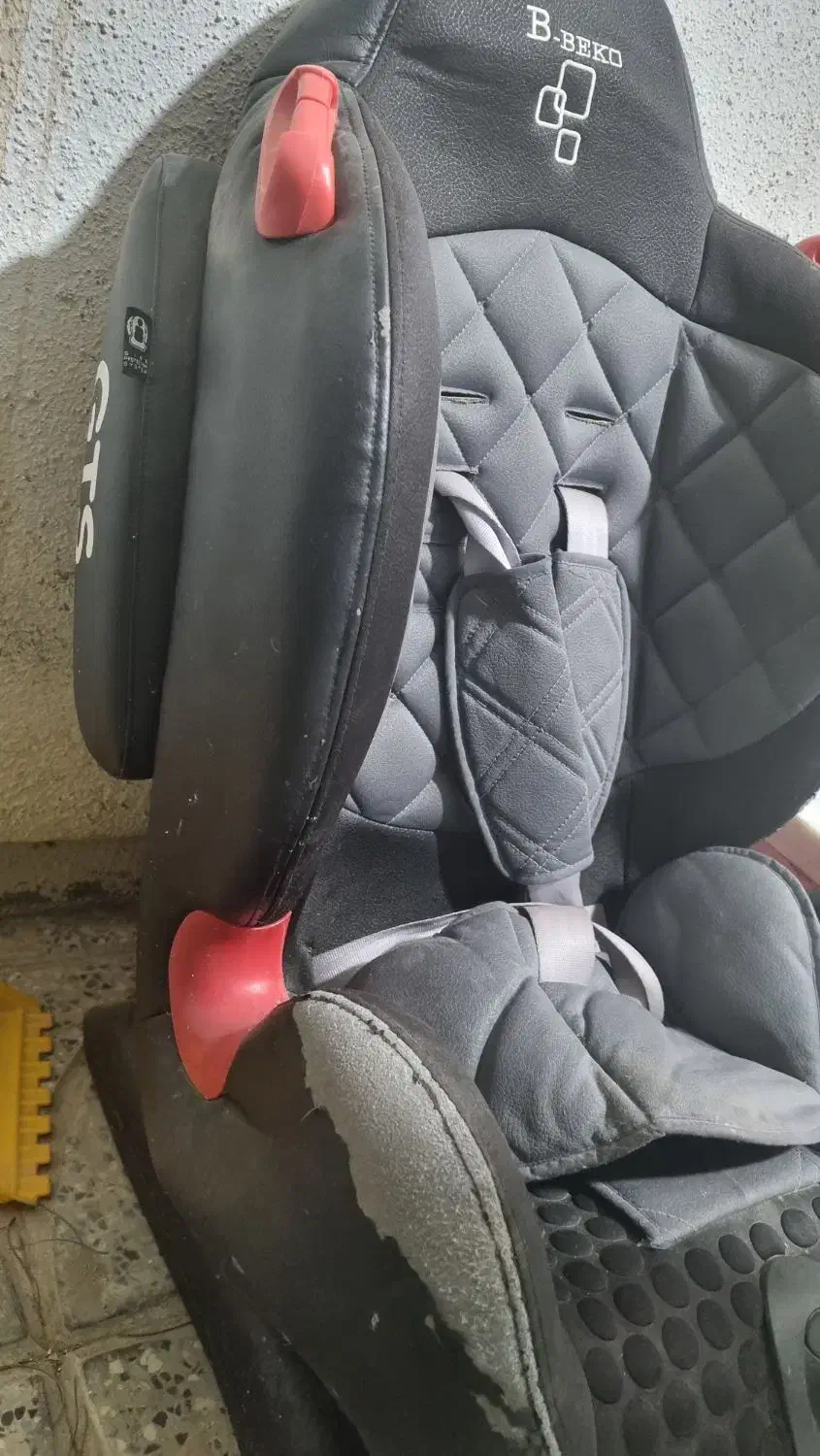 صندلی ماشین|اسباب و اثاث بچه|شیراز, فرهنگ شهر|دیوار