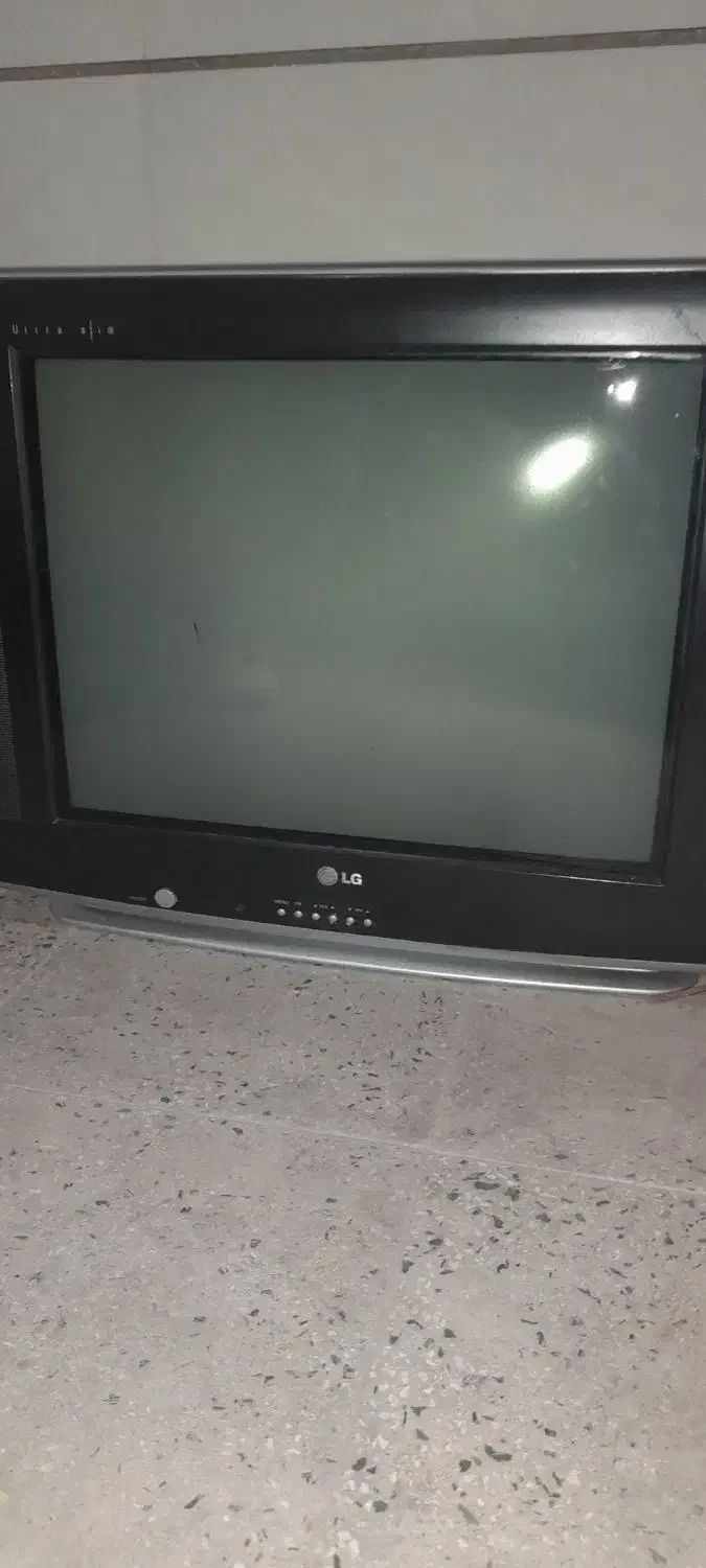 تلویزیون رنگی ال جی فلت|تلویزیون و پروژکتور|قزوین, |دیوار
