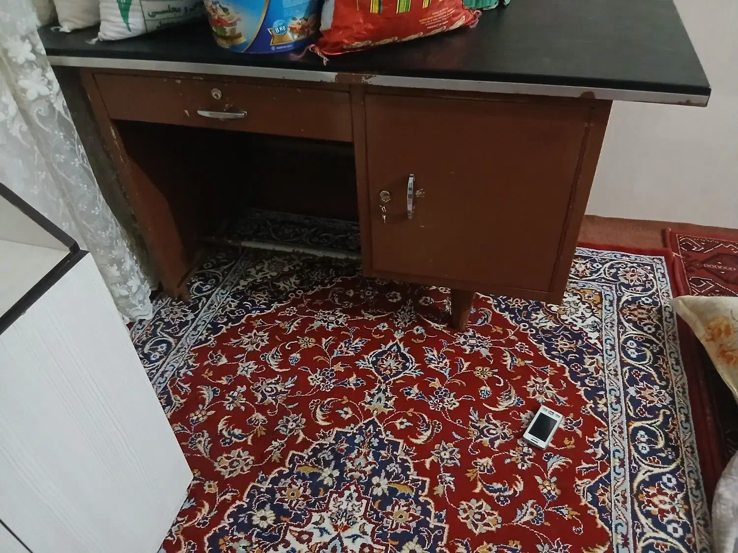 میز تحریر فلزی بامقاومت بالا.|میز تحریر و کامپیوتر|گنبد کاووس, |دیوار